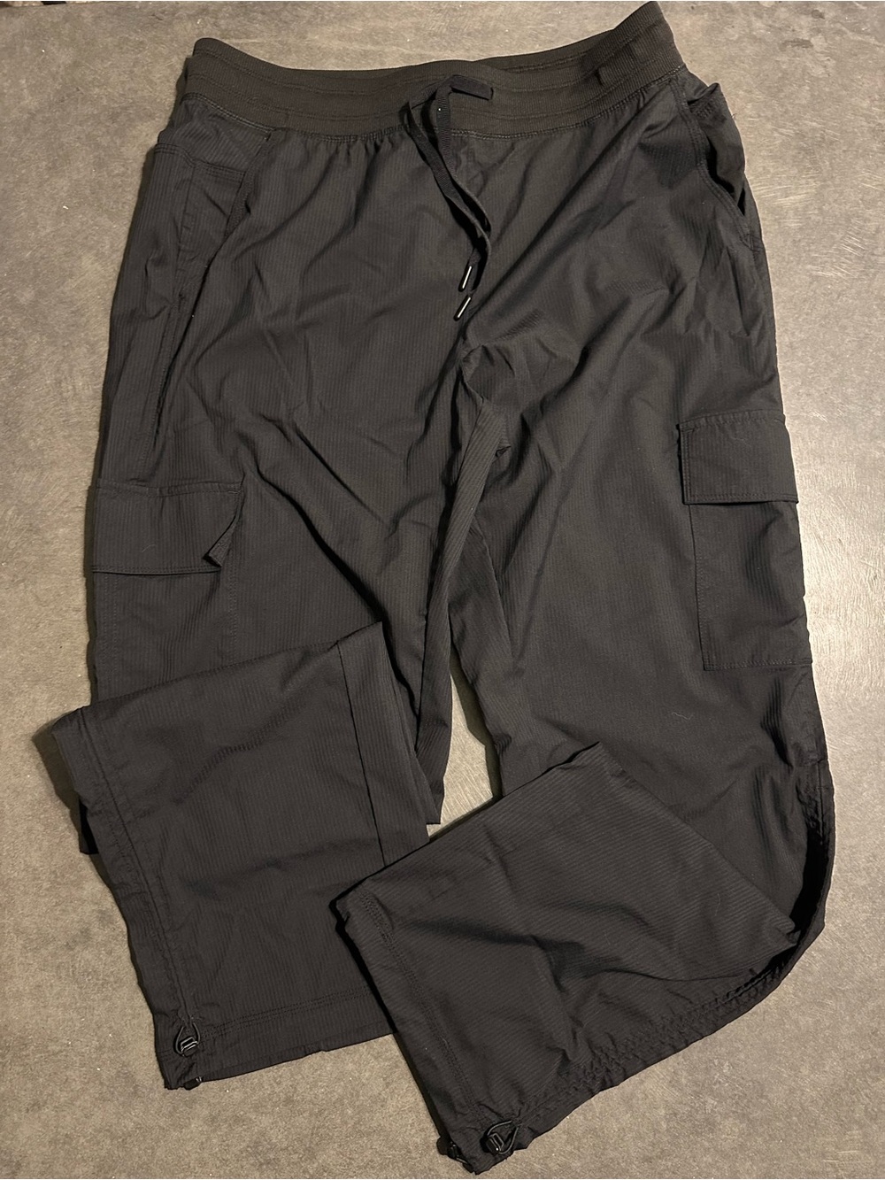 Avia Black Loose Fit Active Pants size 8/10